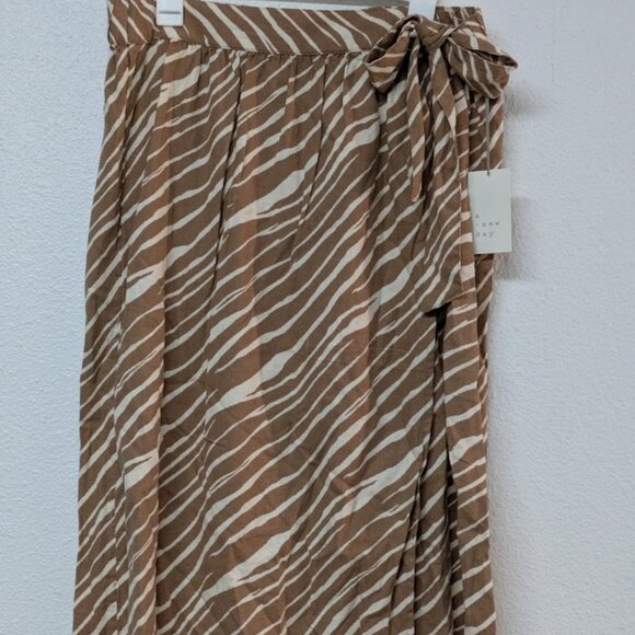 A NEW DAY Brown Zebra Animal Patterned Print Faux Wrap Bow Midi Skirt - Small - Picture 1 of 5